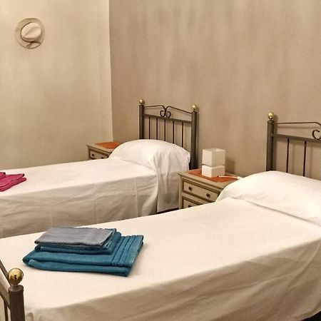 Adriano'S House Catania Cathedral First Floor Apartment Bagian luar foto